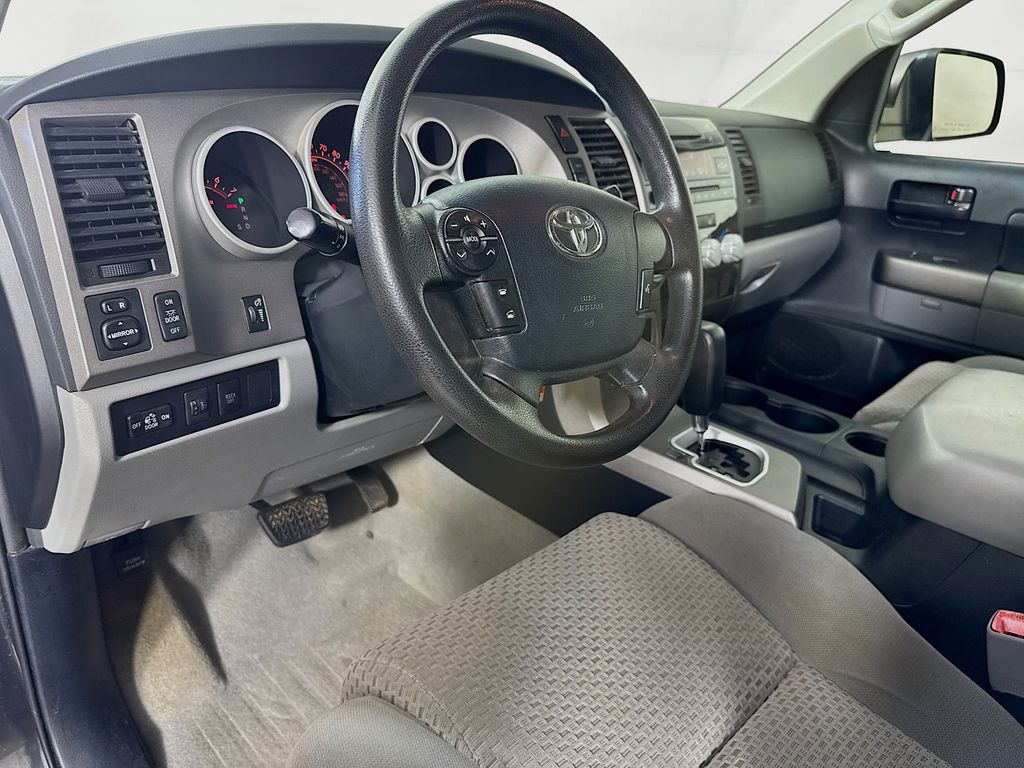 2011 Toyota Tundra Grade photo 9