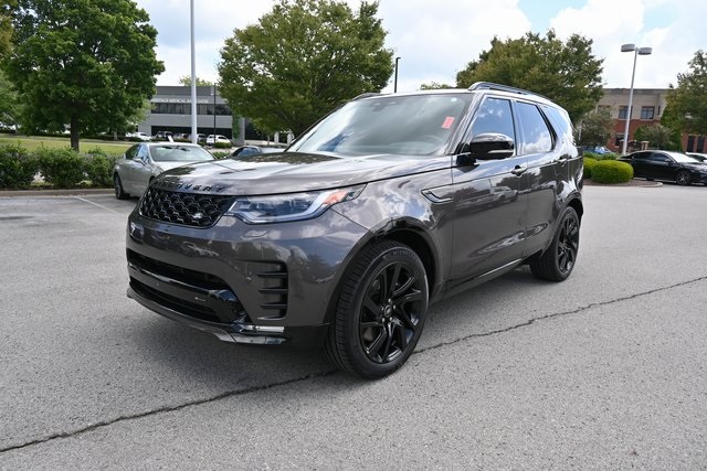 2023 Land Rover Discovery S R-Dynamic photo 12