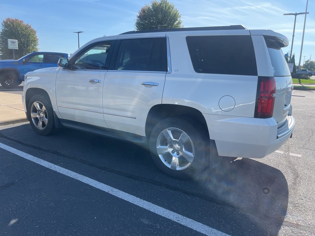 2015 Chevrolet Tahoe LT photo 2