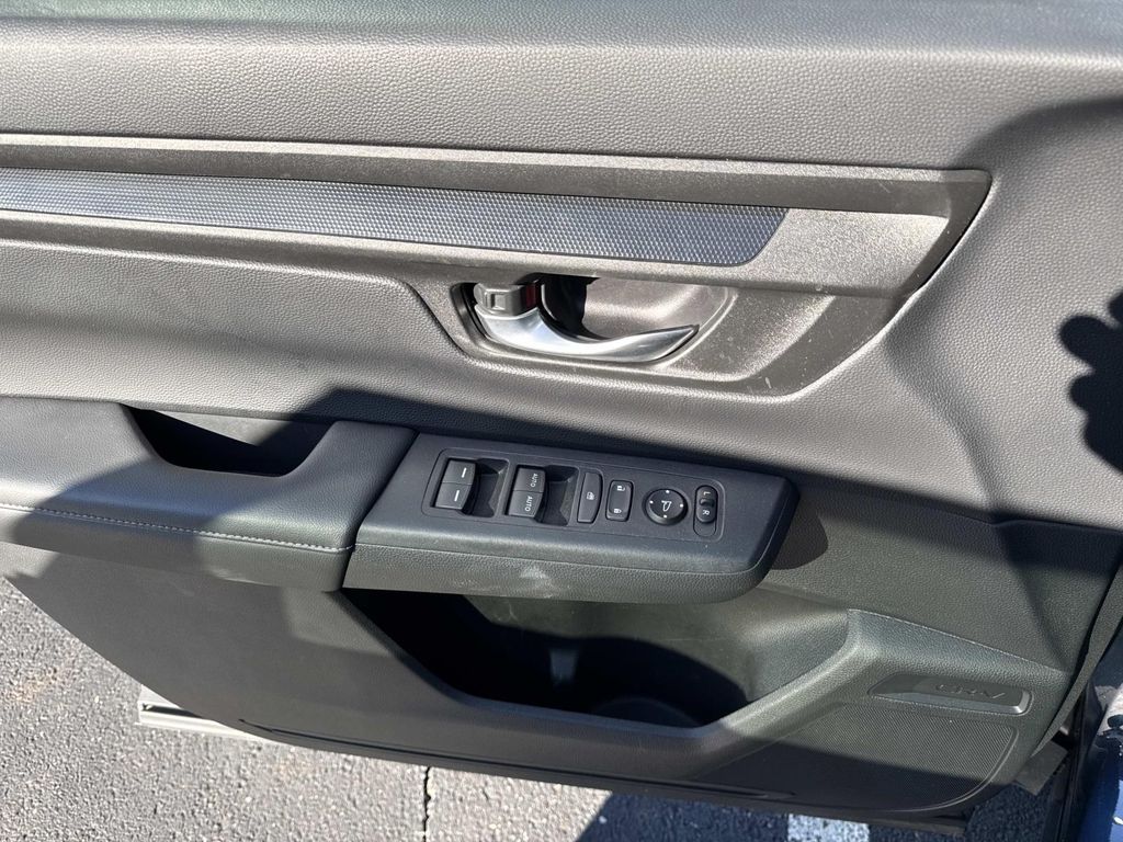 2023 Honda CR-V EX photo 12