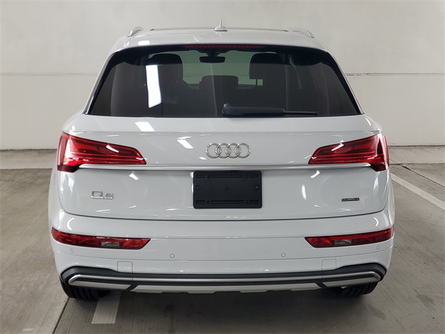 2021 Audi Q5 45 Premium photo 5