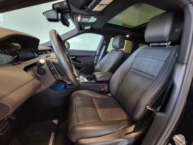 2023 Land Rover Range Rover Evoque R-Dynamic SE photo 17