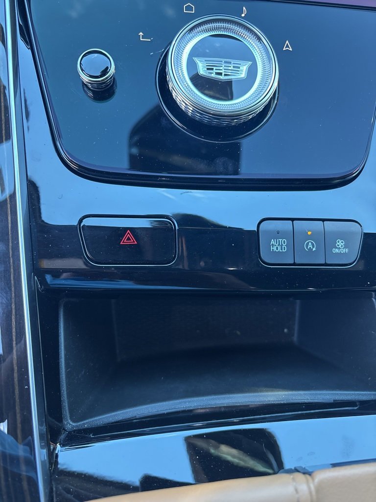 2025 Cadillac Escalade Premium Luxury photo 24