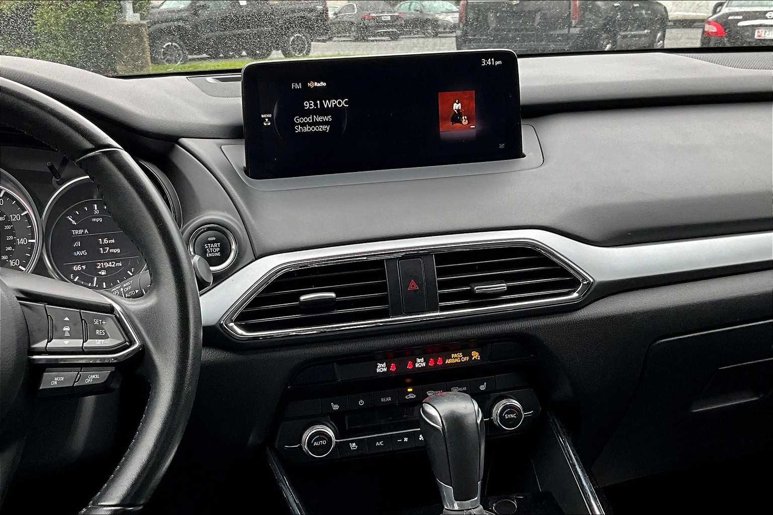 2022 Mazda CX-9 Touring photo 5