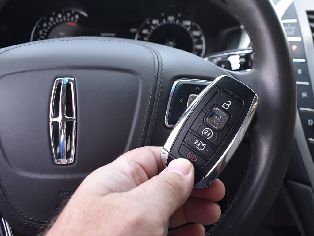 2019 Lincoln MKZ Reserve photo 10