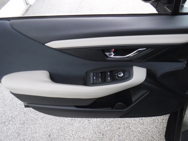 2023 Subaru Outback Premium photo 11
