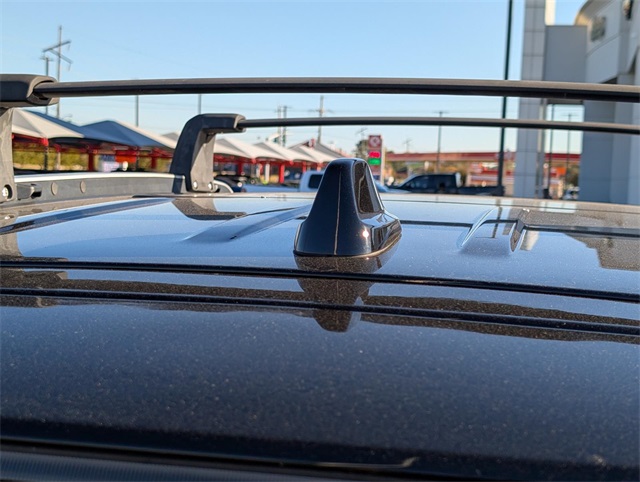 2023 Jeep Grand Cherokee Summit photo 3