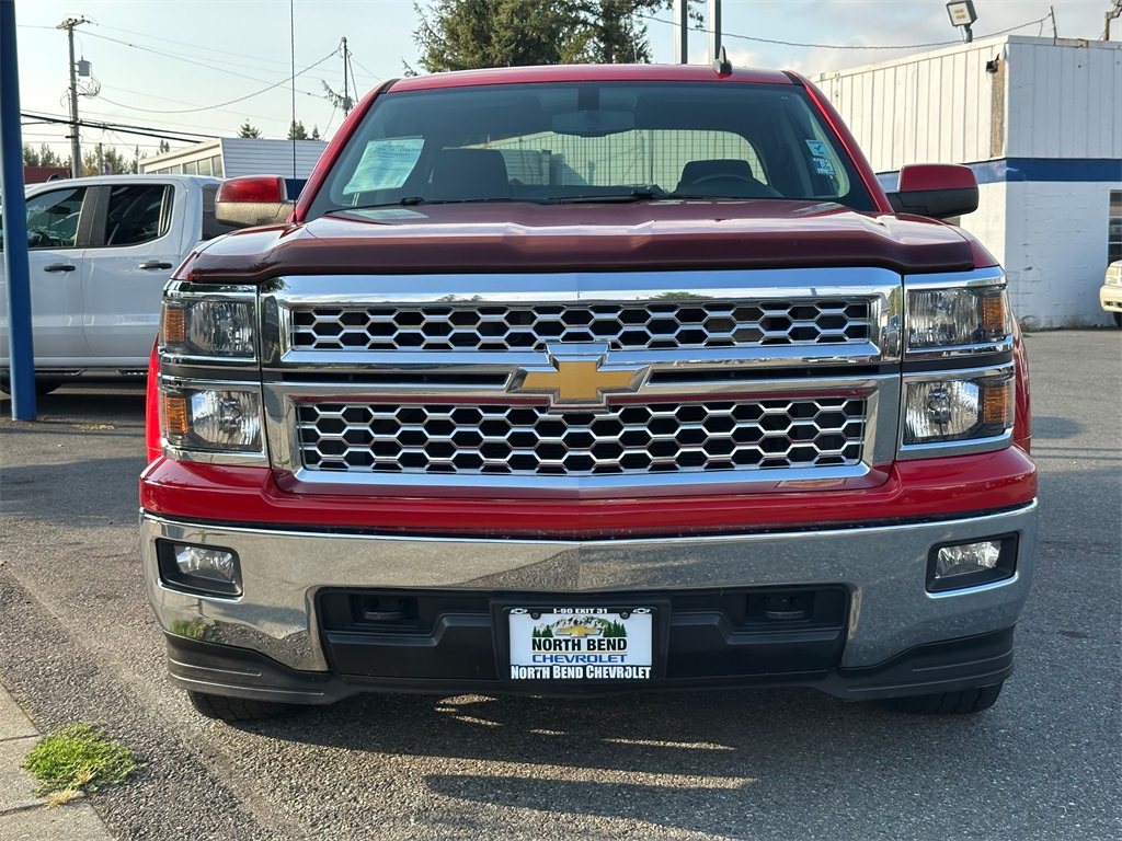 2015 Chevrolet Silverado 1500 LT photo 3