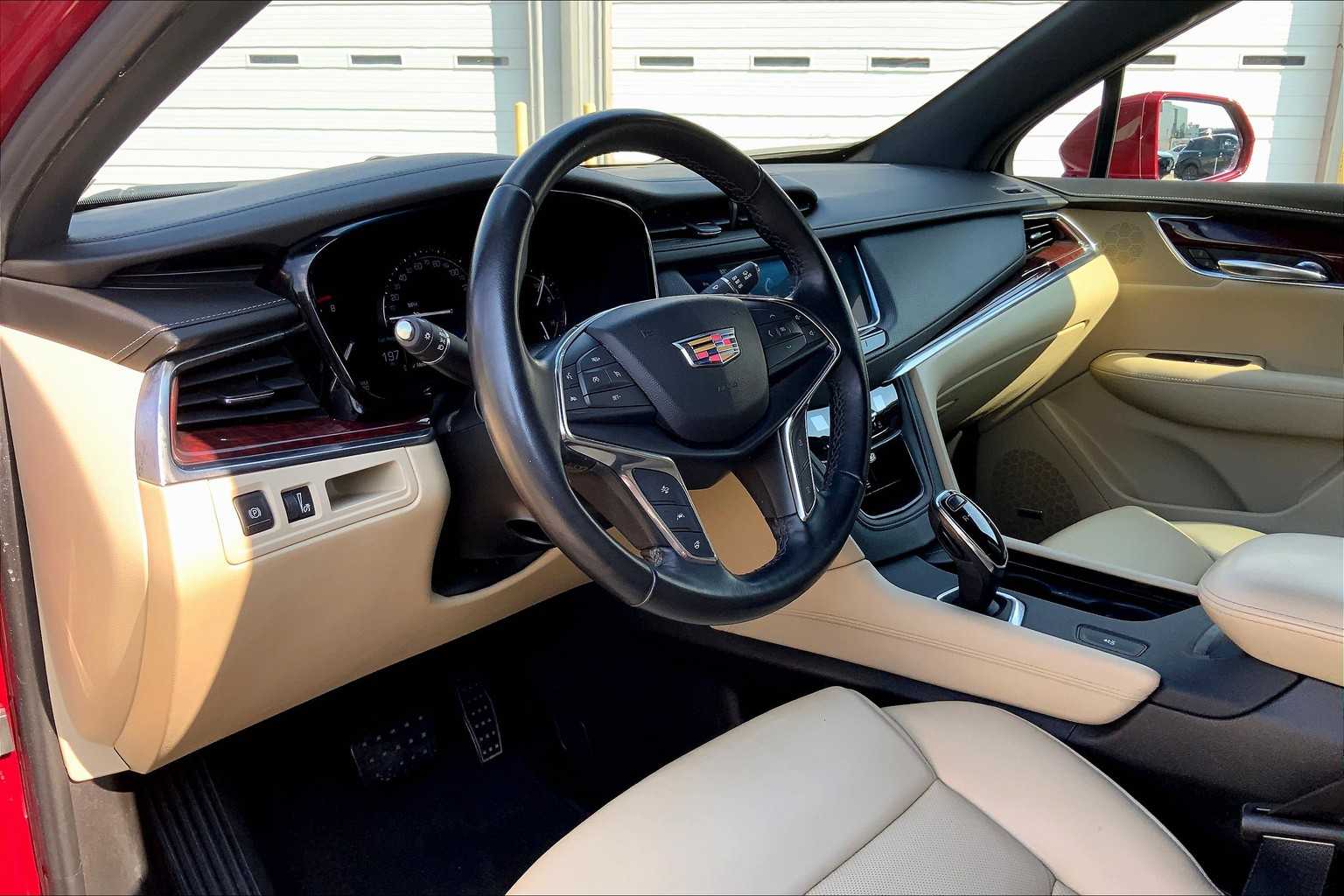 2019 Cadillac XT5 Luxury photo 17