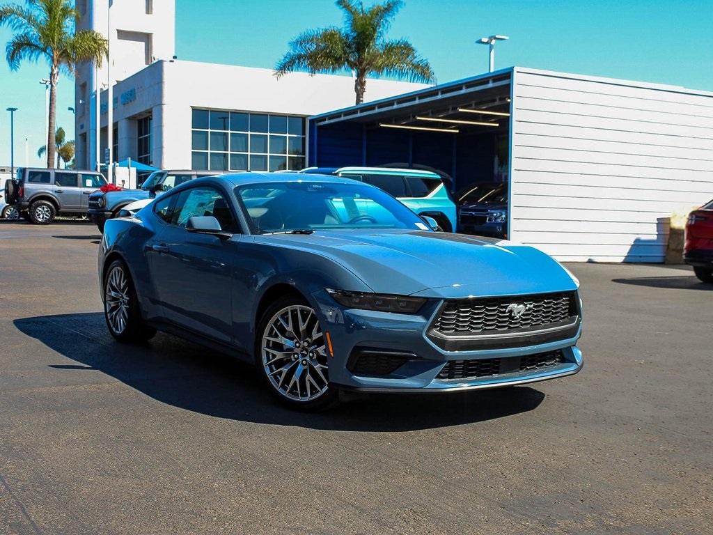 2025 Ford Mustang EcoBoost Premium's photo