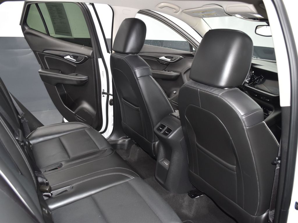2023 Buick Envision Essence photo 22