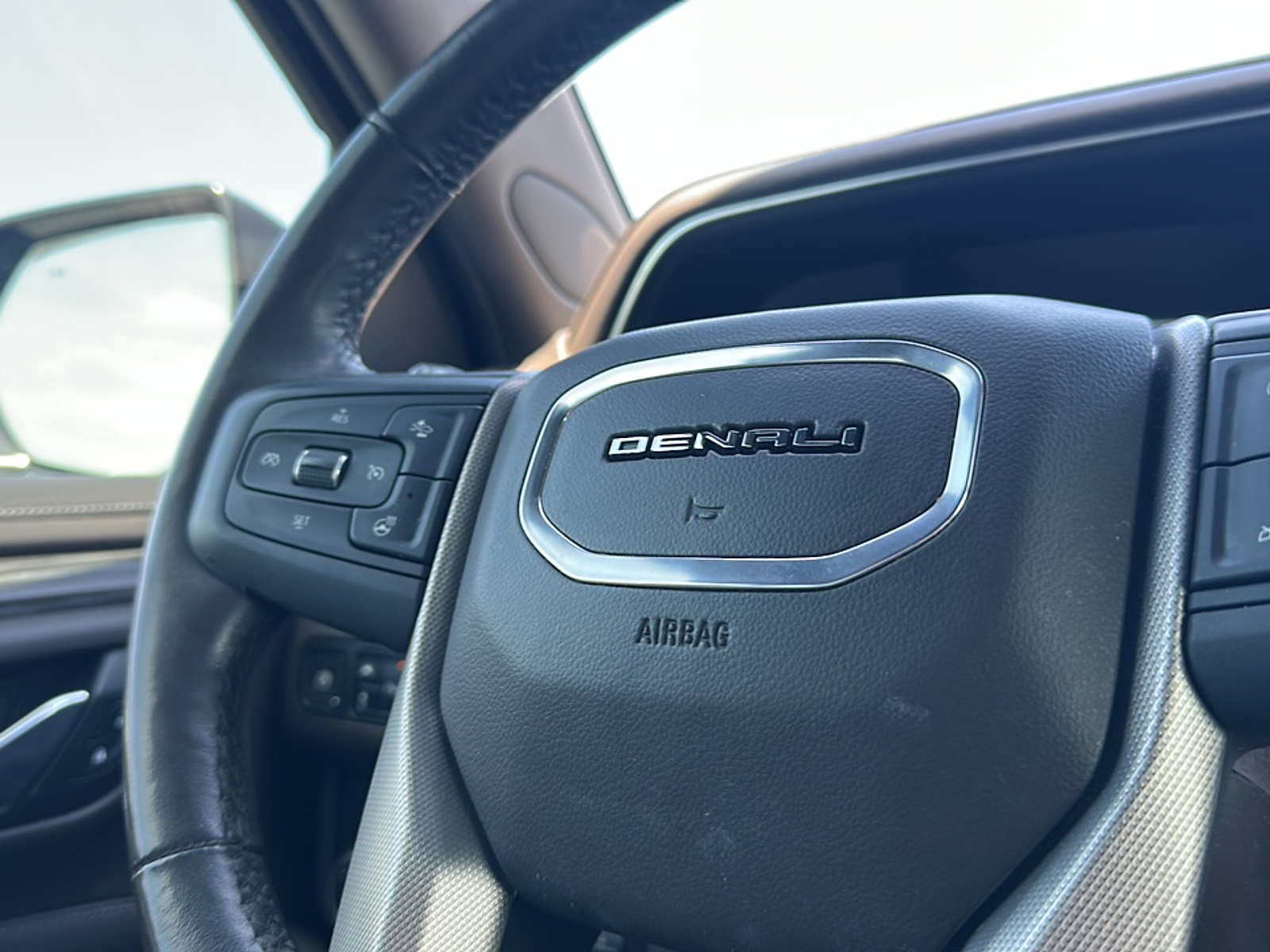 2021 Gmc Yukon Denali photo 13