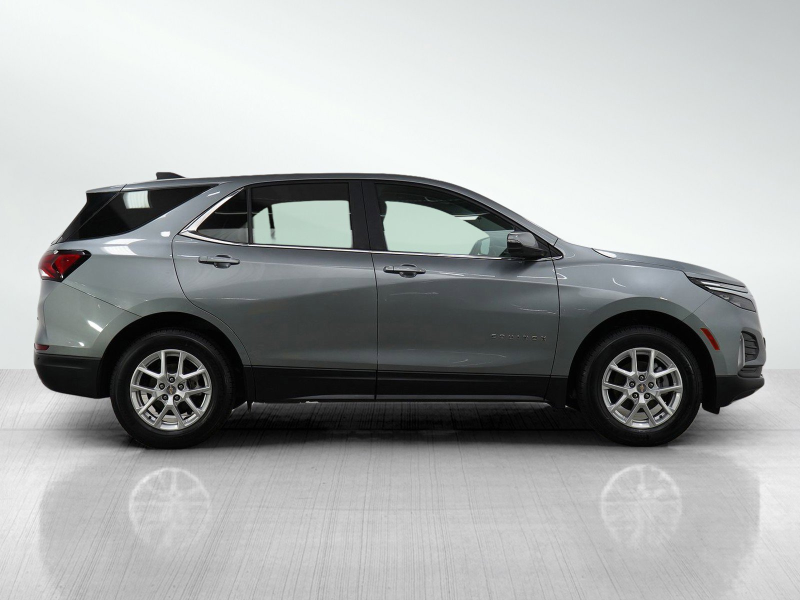 2024 Chevrolet Equinox LT photo 6