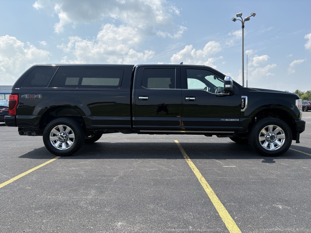 2022 Ford F-350 Platinum photo 4