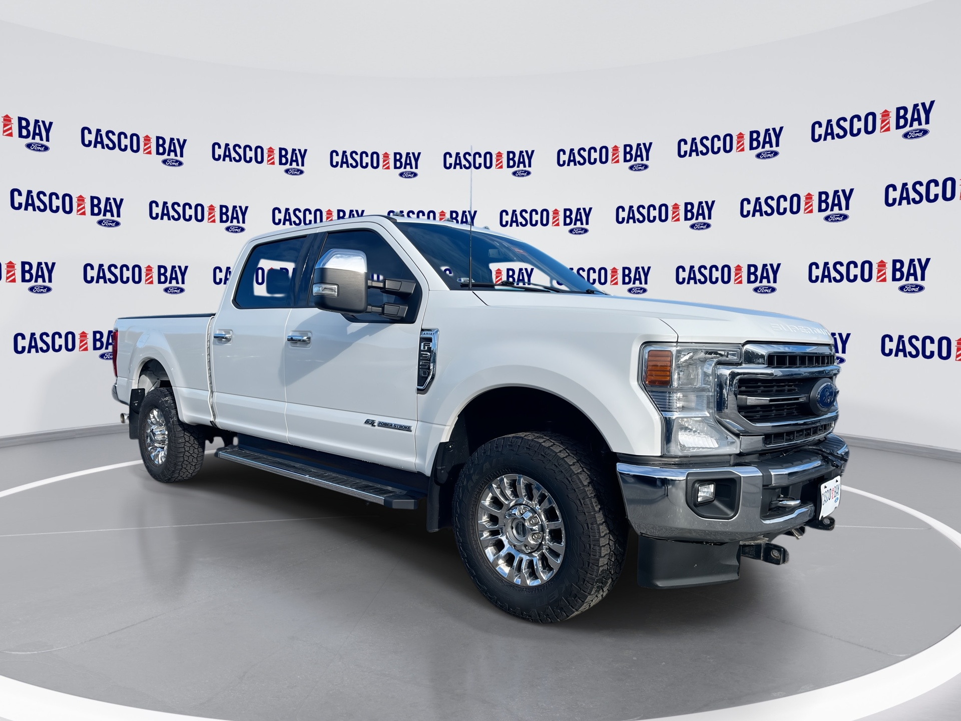 2022 Ford F-350 Super Duty Lariat Crew Cab 4WD