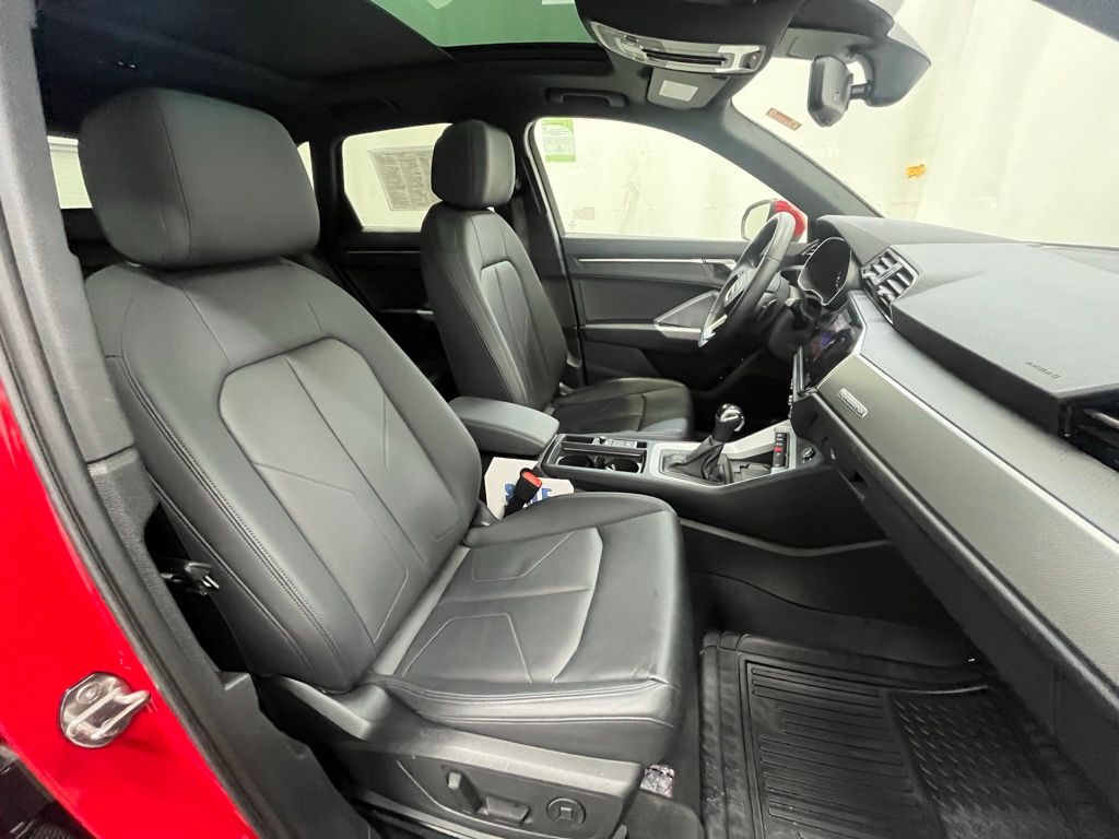 2024 Audi Q3 Premium S line photo 12