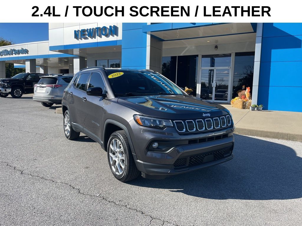 2022 Jeep Compass Latitude Lux