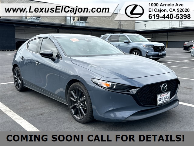 2022 Mazda Mazda3 Preferred photo 2