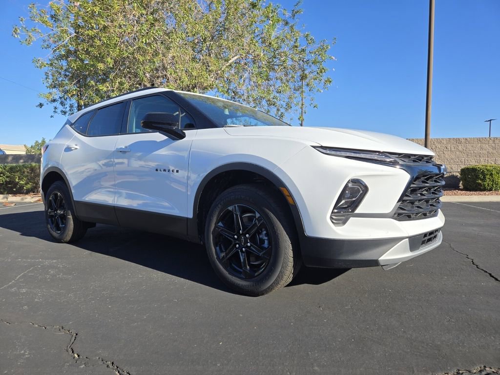 2025 Chevrolet Blazer 2LT's photo