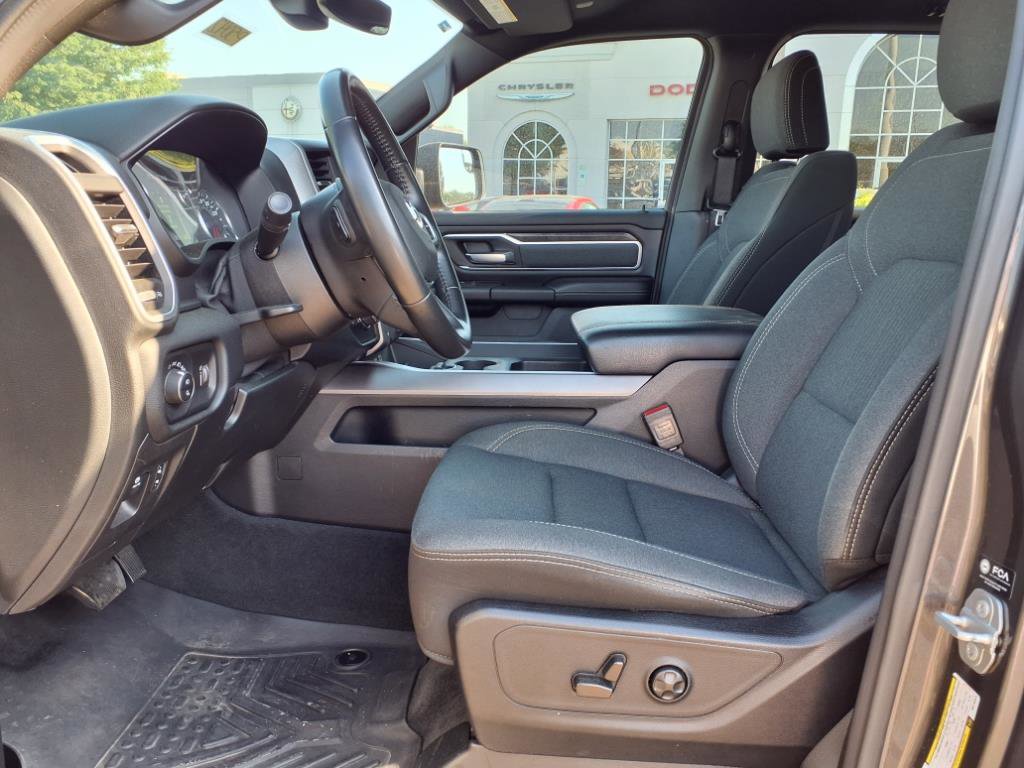 2021 Ram 1500 Big Horn photo 3