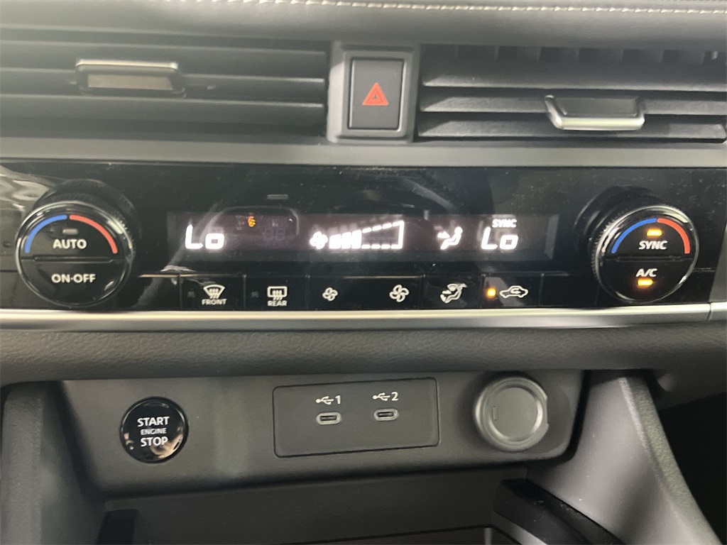 2026 Nissan Rogue SV photo 16