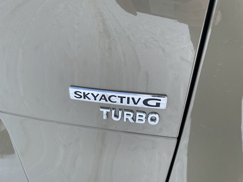 2025 Mazda CX-30 2.5 Turbo Carbon photo 7