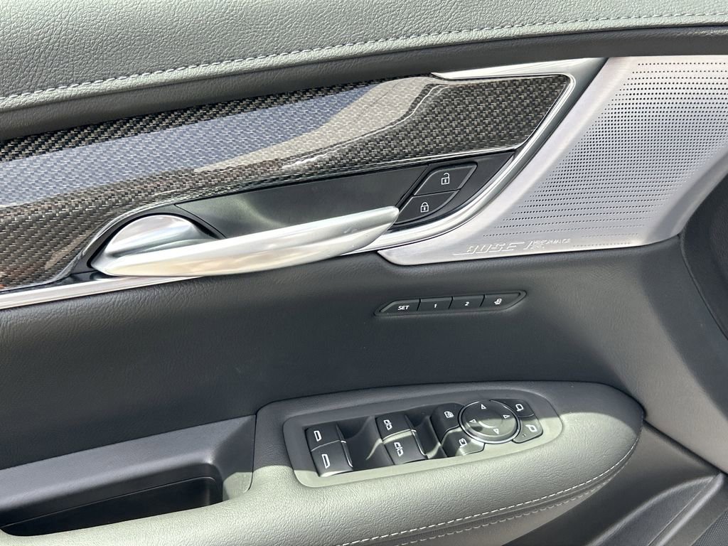 2025 Cadillac XT5 Sport photo 18