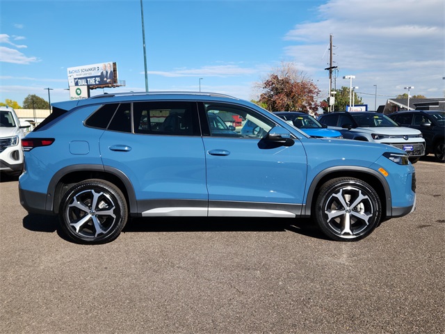 2025 Volkswagen Tiguan SE photo 2