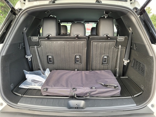 2025 Nissan Pathfinder Rock Creek photo 13