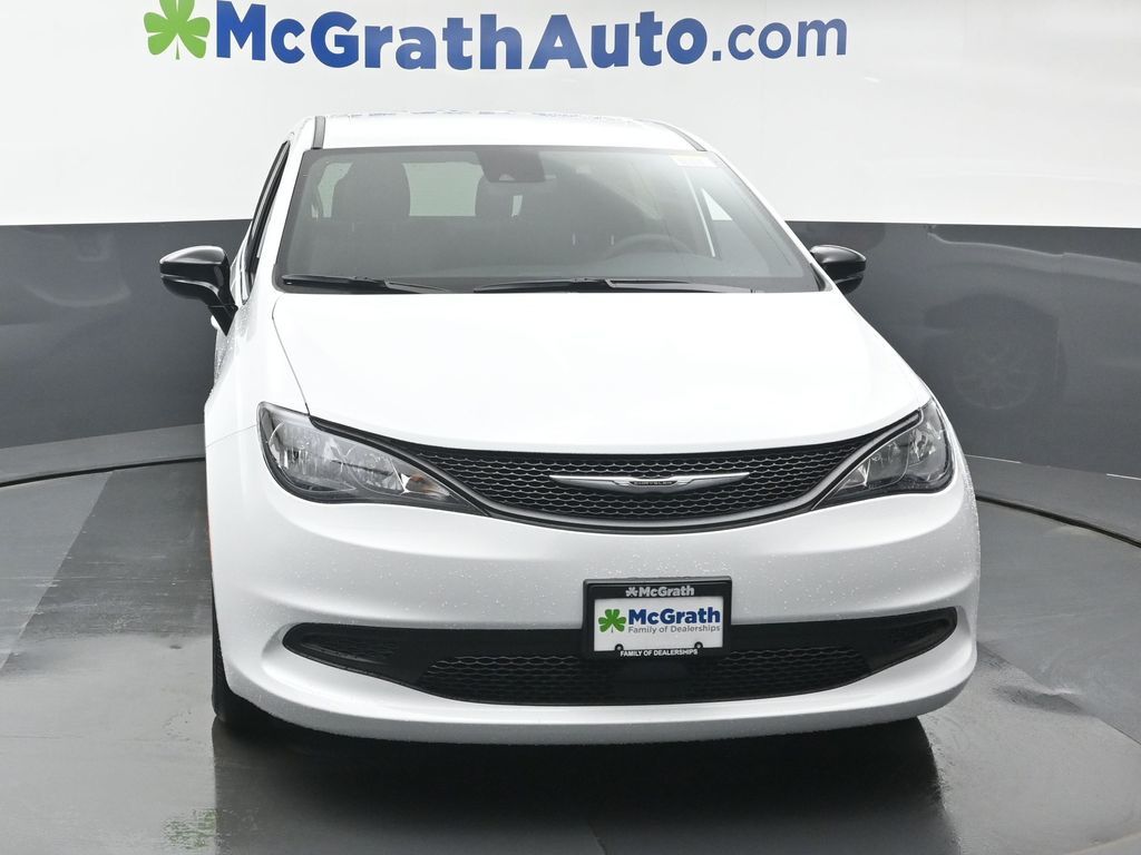 2026 Chrysler Voyager LX photo 2