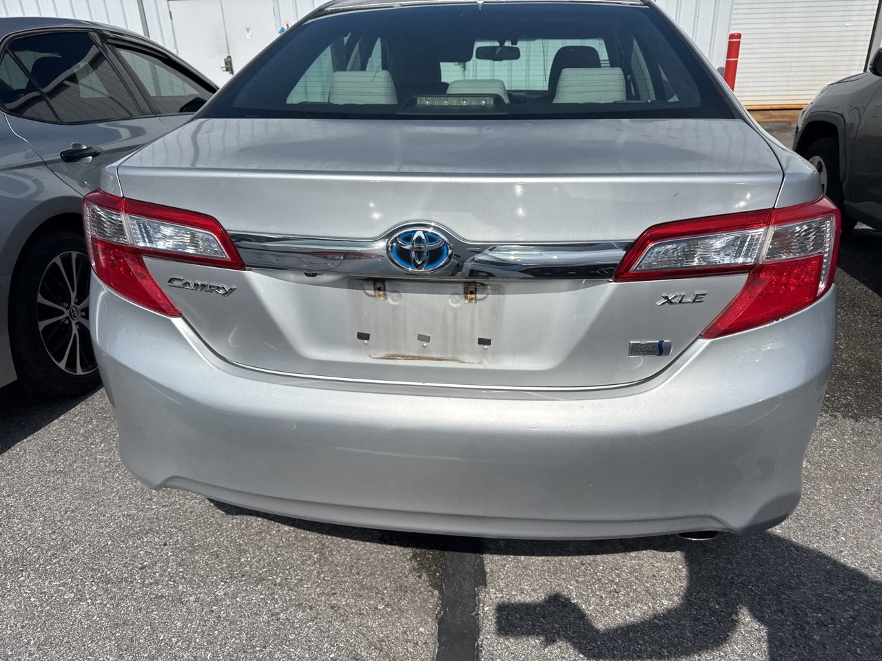 2014 Toyota Camry Hybrid XLE photo 7