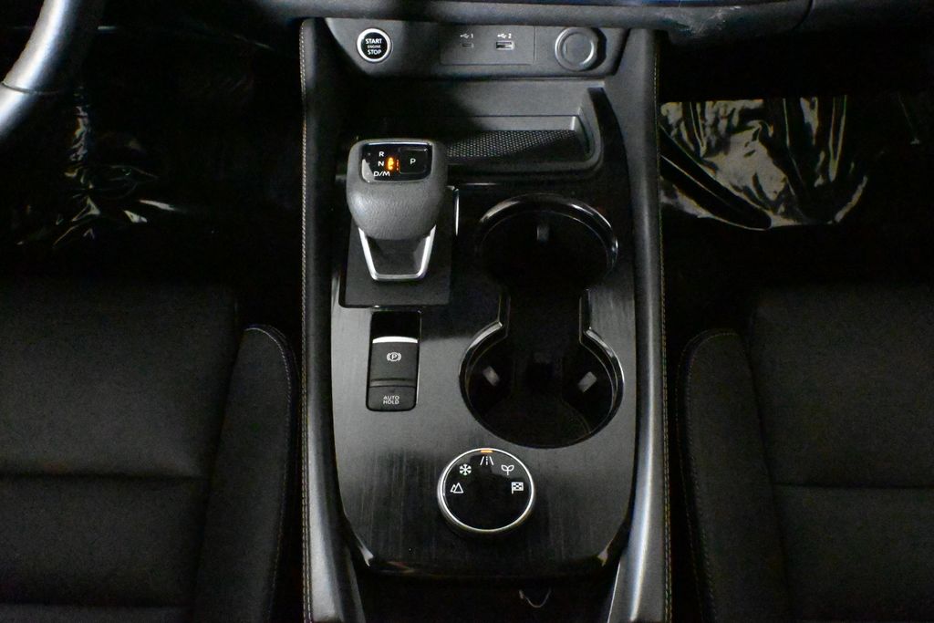 2021 Nissan Rogue SL photo 22