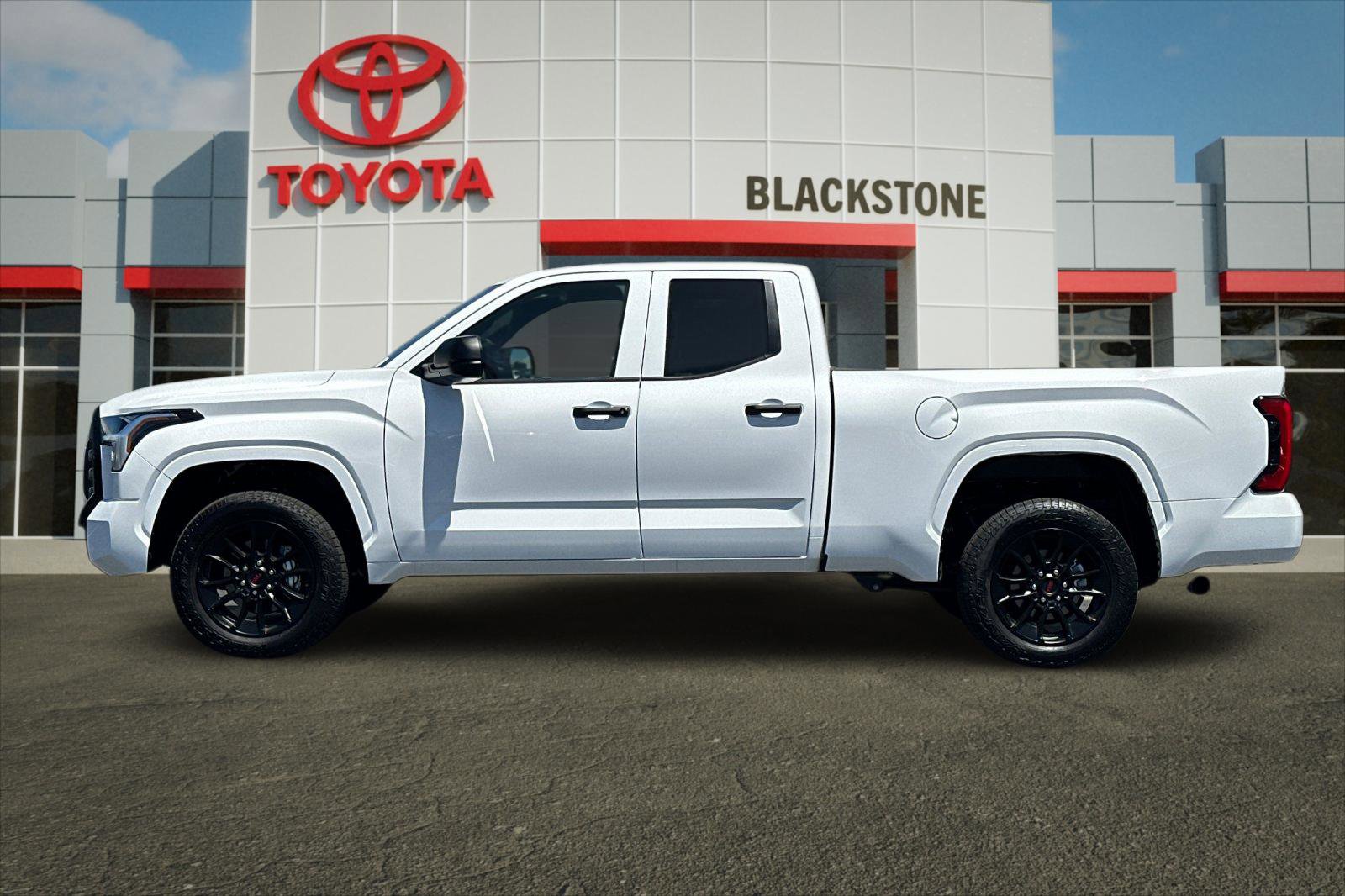 2025 Toyota Tundra SR photo 6