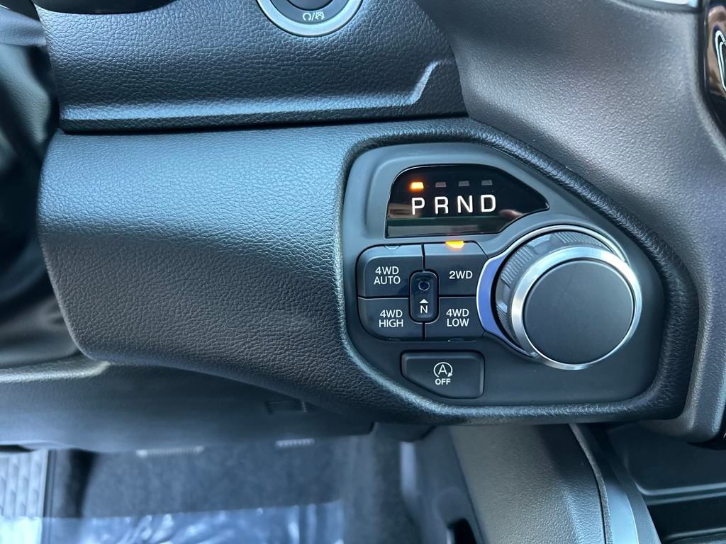 2025 Ram 1500 Big Horn Lone Star photo 12