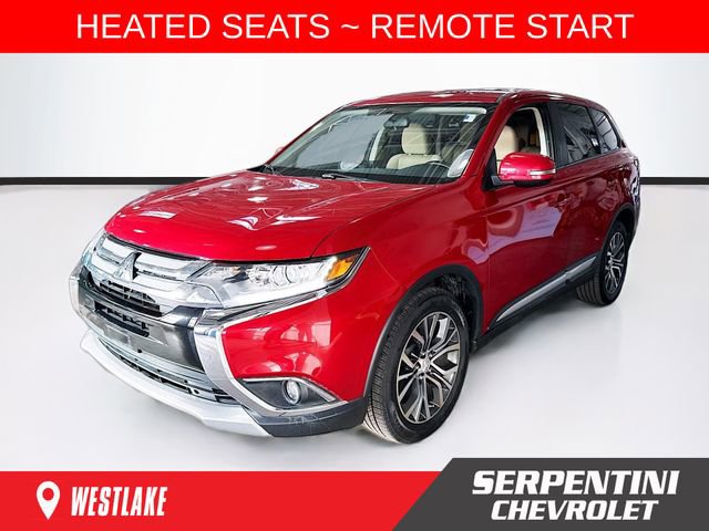 2017 Mitsubishi Outlander SE's photo