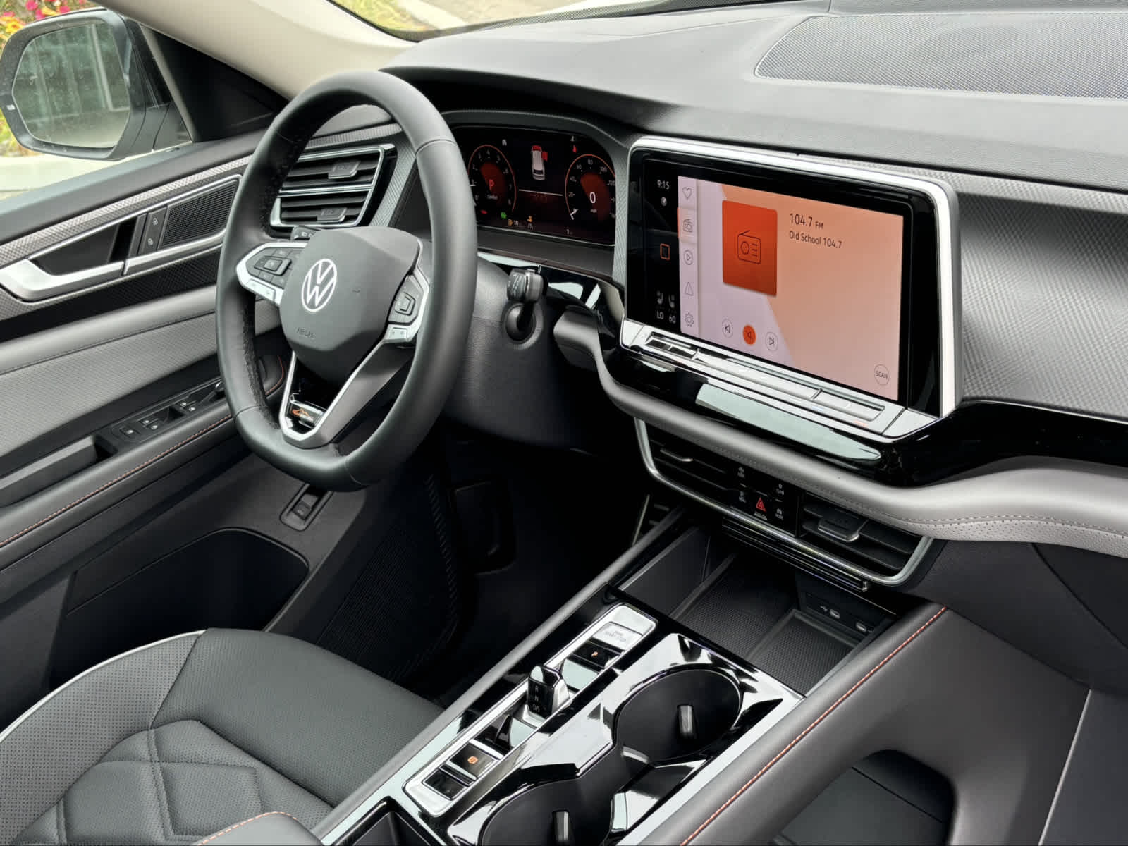 2024 Volkswagen Atlas Peak Edition SEL photo 21