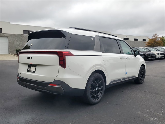 2026 Kia Carnival SX photo 4