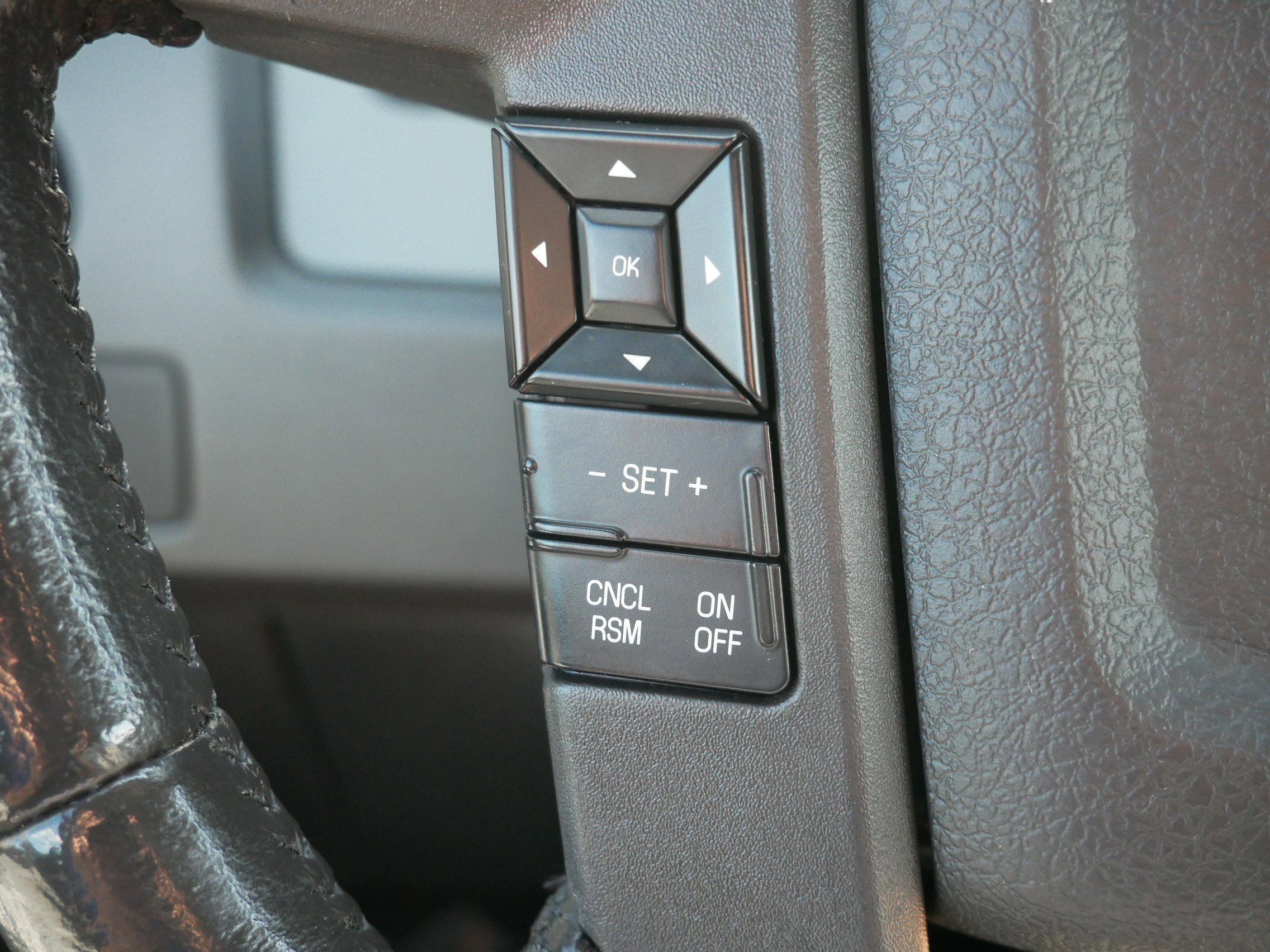 2012 Ford F-150 XLT photo 15