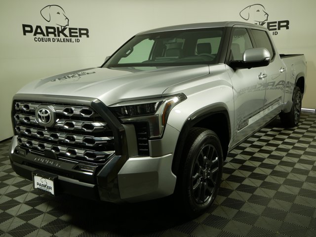 2026 Toyota Tundra Platinum's photo