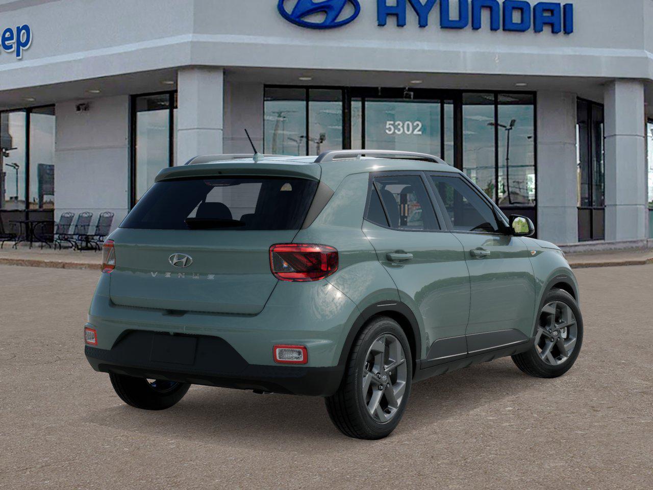 2025 Hyundai Venue SEL photo 2