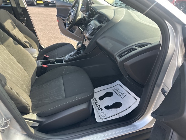 2018 Ford Focus SE photo 17