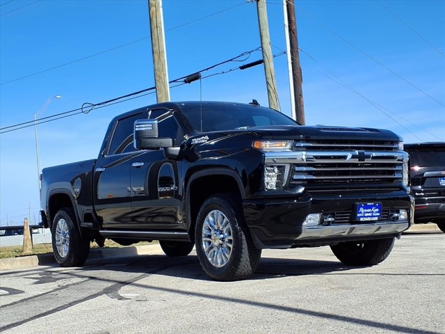 2023 Chevrolet Silverado 2500HD High Country's photo