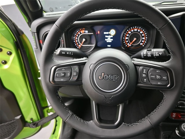 2025 Jeep Wrangler Rubicon photo 10