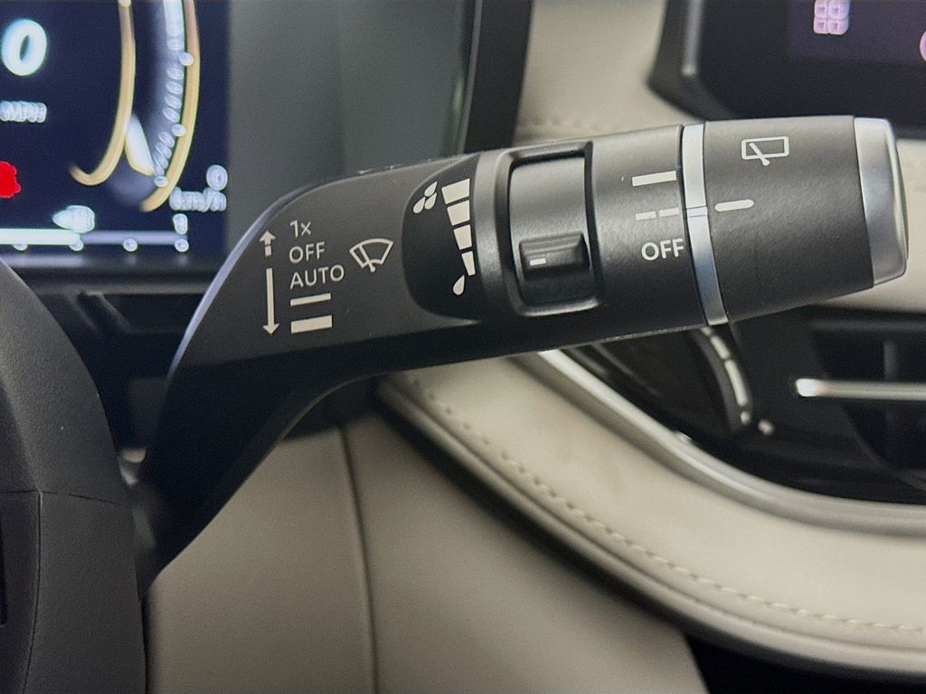2026 Infiniti QX60 Luxe photo 13