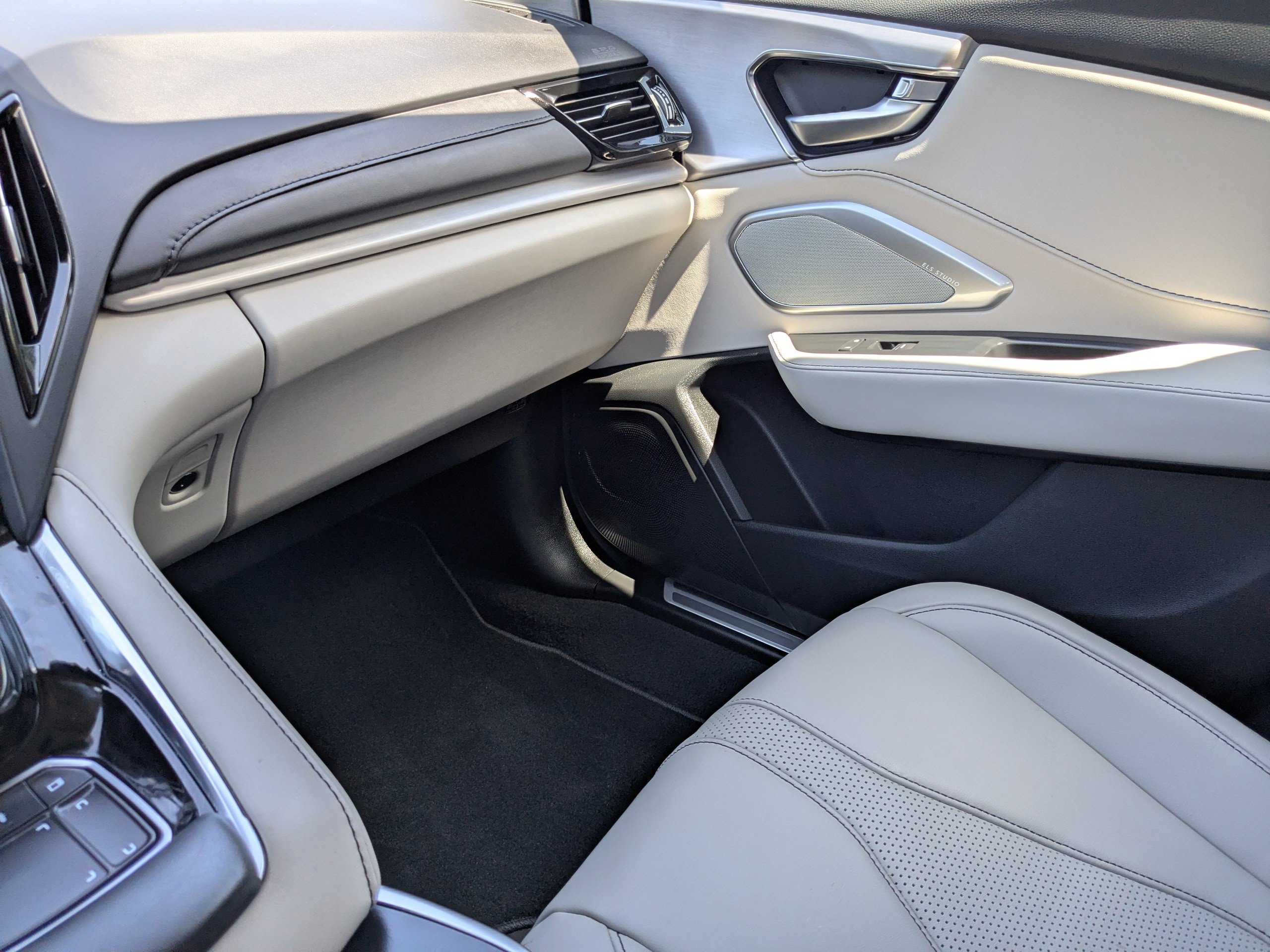 2025 Acura RDX Technology photo 19