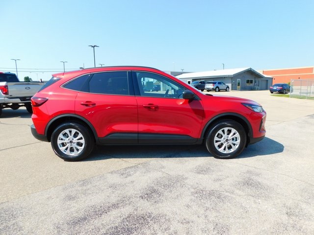 2025 Ford Escape Active photo 2