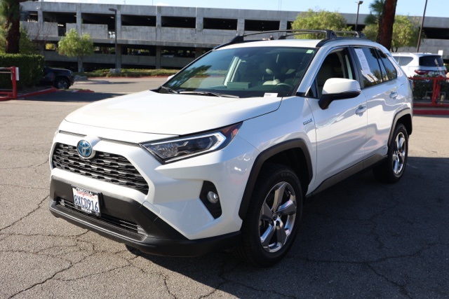 2021 Toyota RAV4 Hybrid XLE Premium photo 6