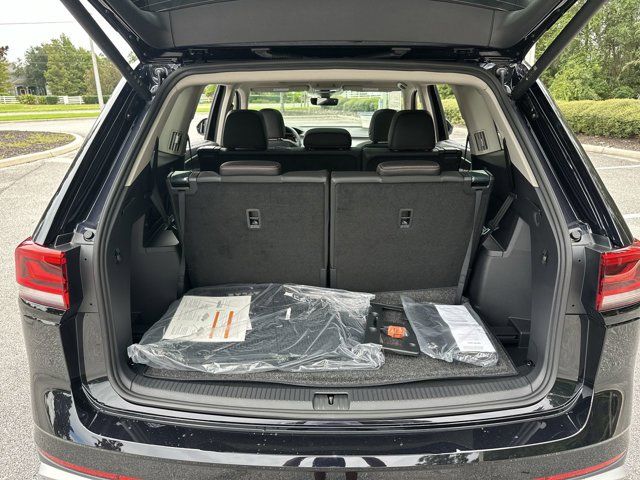 2026 Volkswagen Atlas Peak Edition SE photo 15