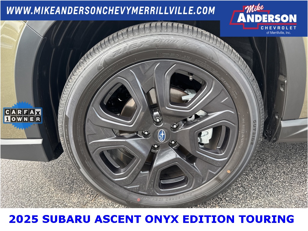 2025 Subaru Ascent Onyx Edition Touring photo 10