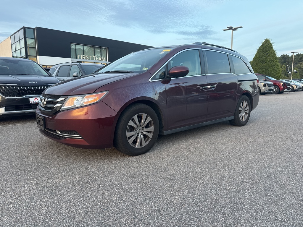 2016 Honda Odyssey EX-L photo 2
